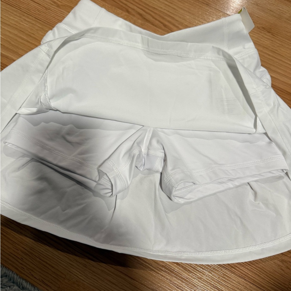 New girls All in Motion High-rise Tennis Athletic Skort White S-XS, S, L NWT…49 - Picture 2 of 16